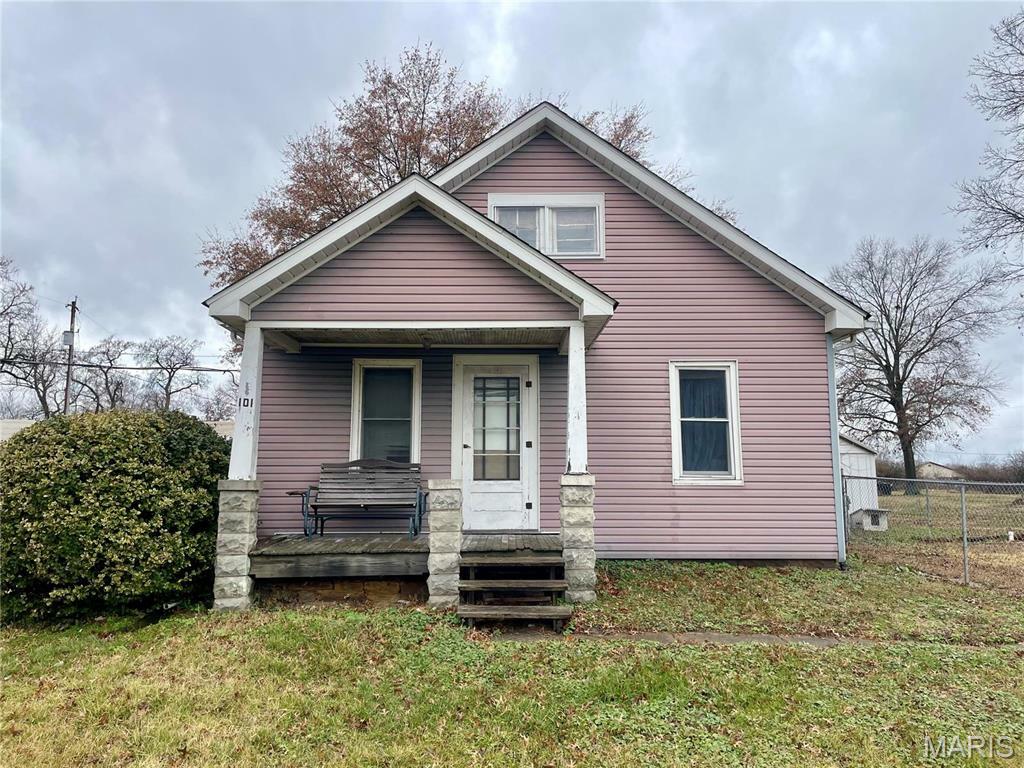 Property Photo:  101 Cass Street  IL 62298 