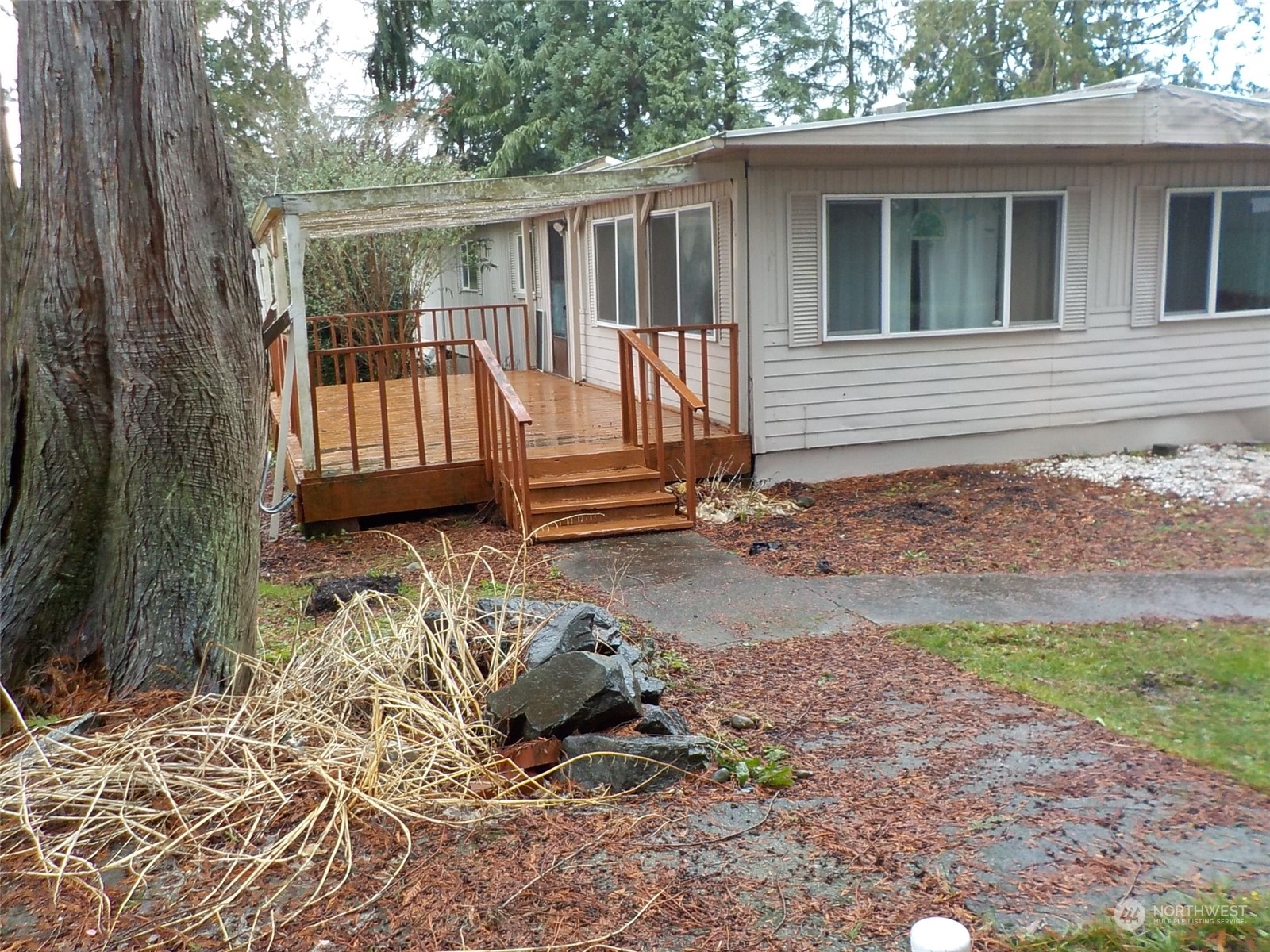 Property Photo:  20216  93rd Street E  WA 98391 