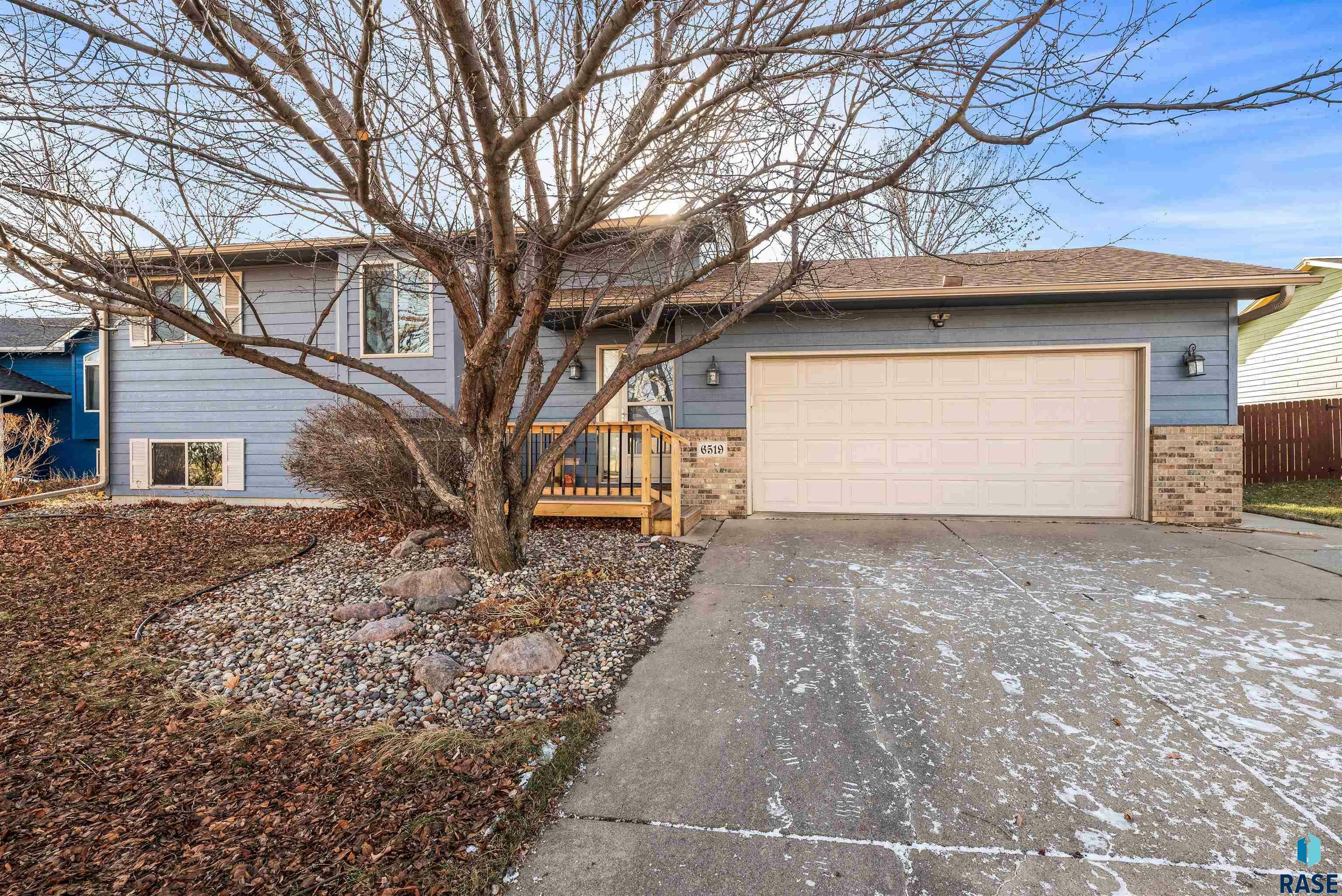 Property Photo:  6519 55th St  SD 57106 