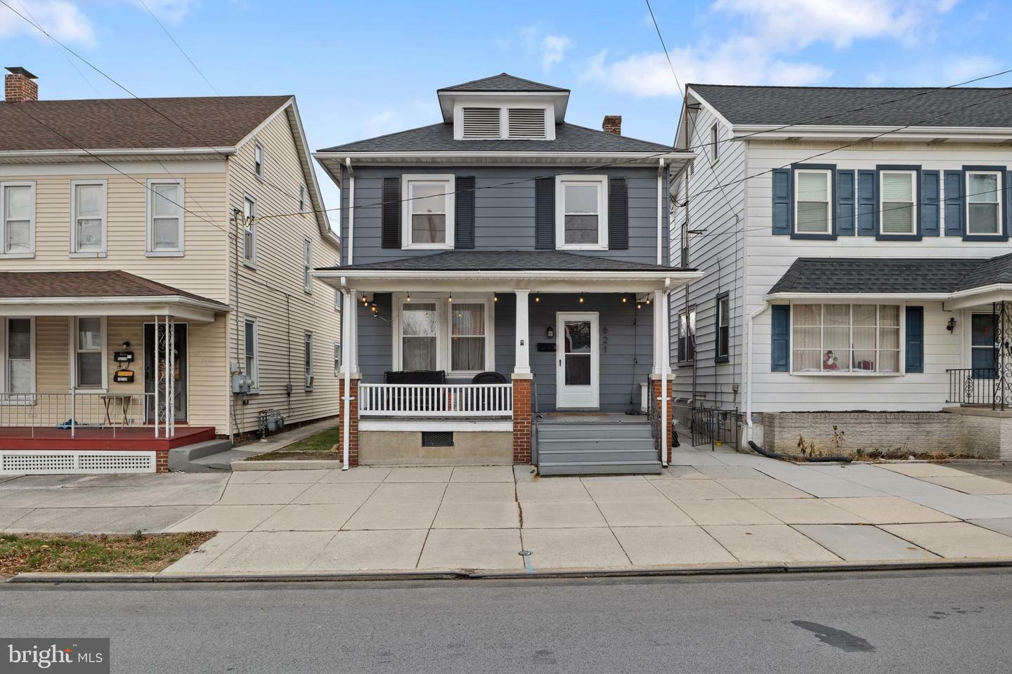 Property Photo:  621 Broadway  PA 17331 