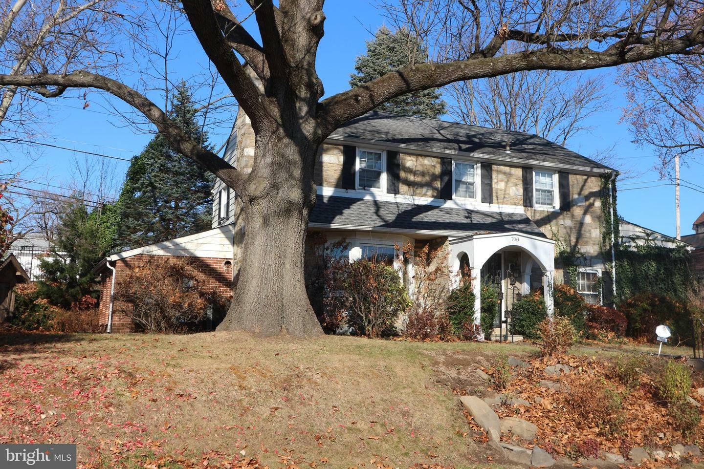 Property Photo:  708 Grakyn Lane  PA 19128 