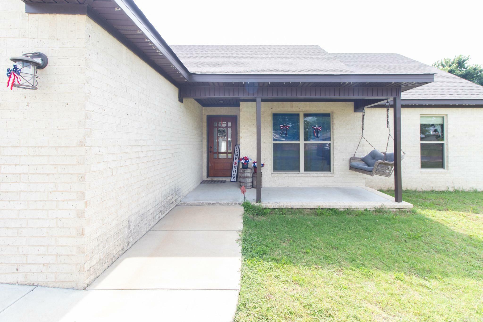 Property Photo:  112 Pecan Street  AR 72437 