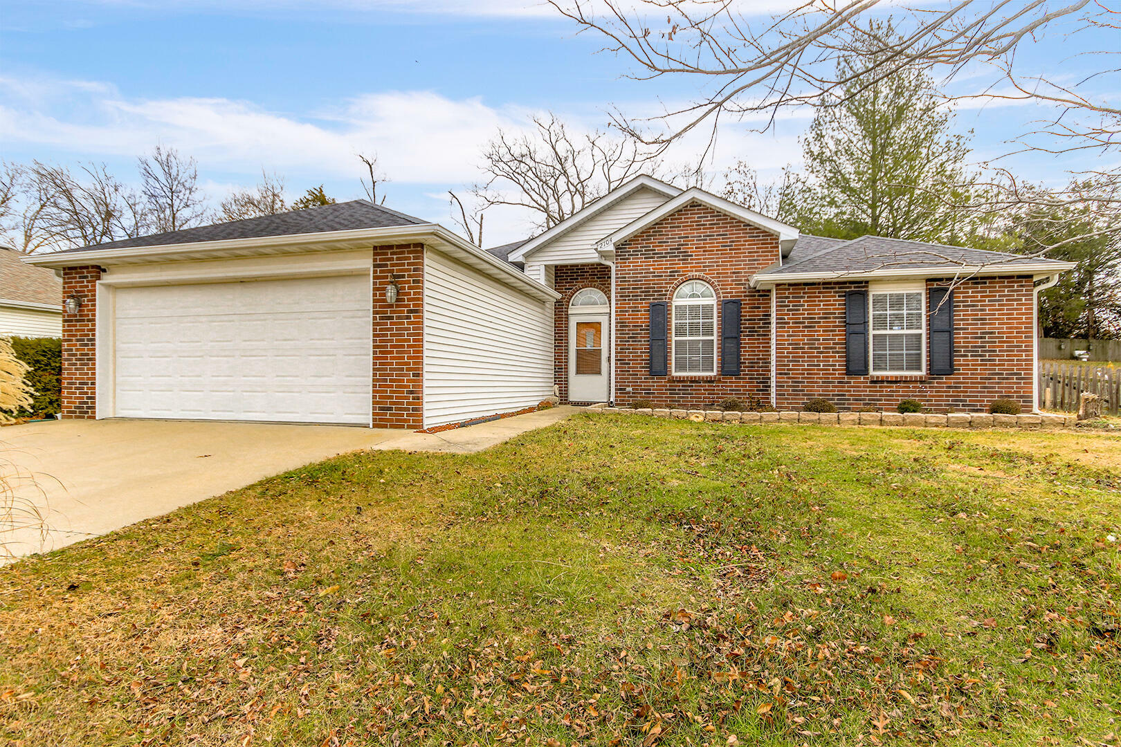 Property Photo:  2104 Lafayette Ct  MO 65202 