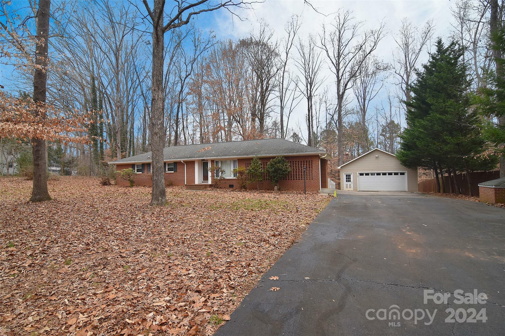 Property Photo:  16523 Clear Creek Drive  NC 28107 