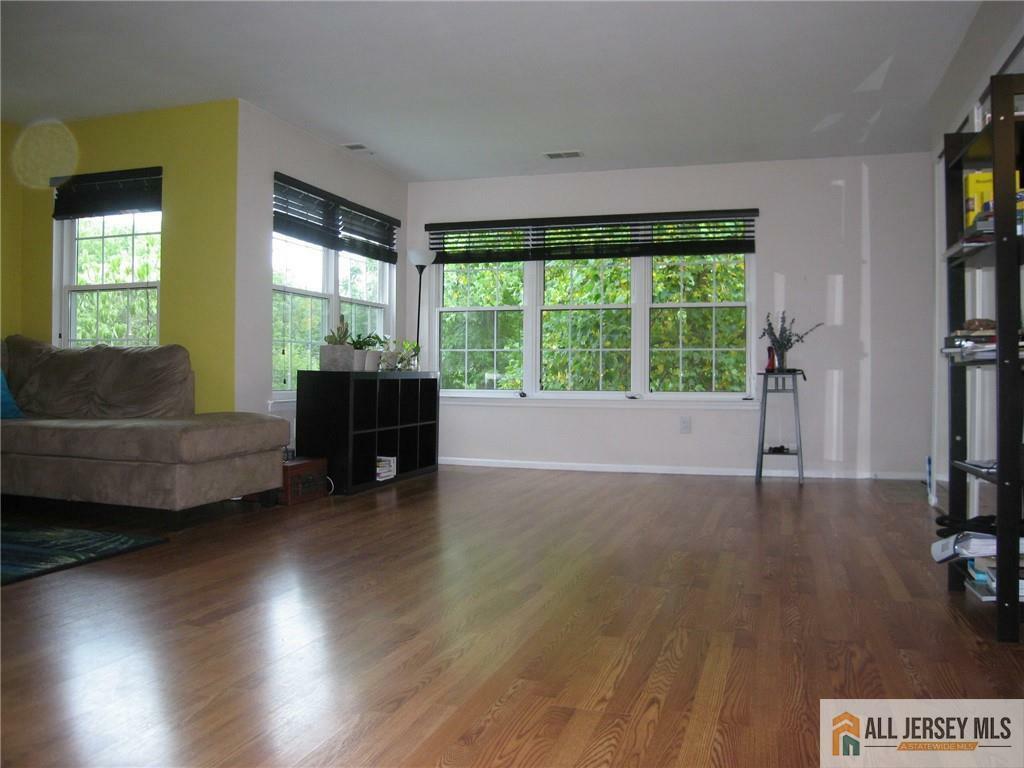 Property Photo:  112 Pennsylvania Way  NJ 08902 