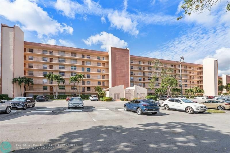 Property Photo:  14671 Bonaire Boulevard 505  FL 33446 