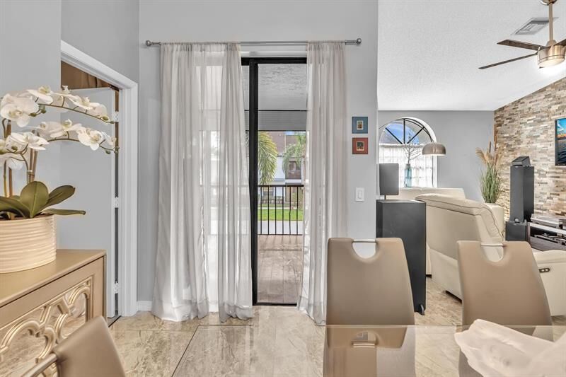 Property Photo: 5395 Firenze Dr O FL 33437