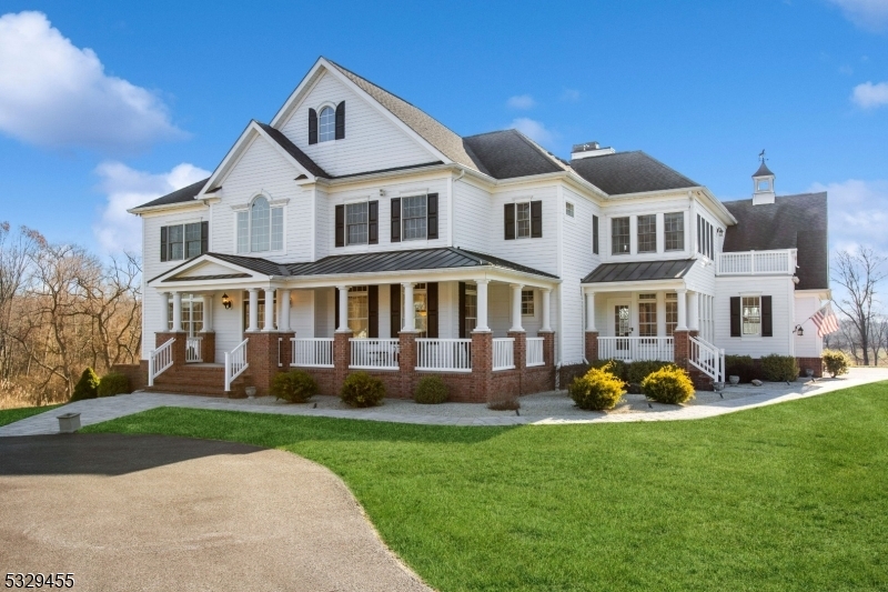 Property Photo: 31 Chalfonte Dr NJ 08833