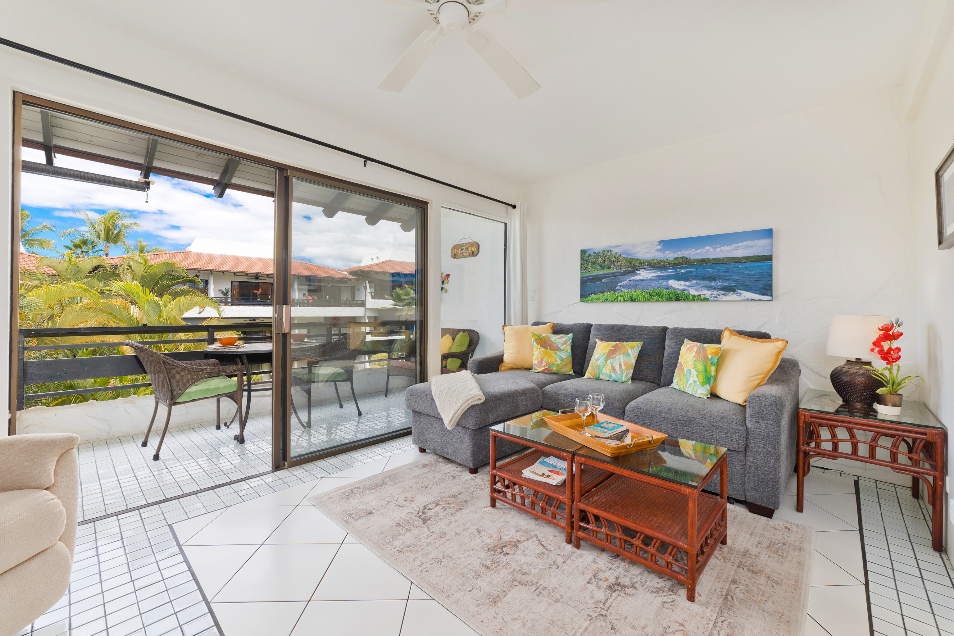 Property Photo:  75-6082 Alii Dr A308  HI 96740 