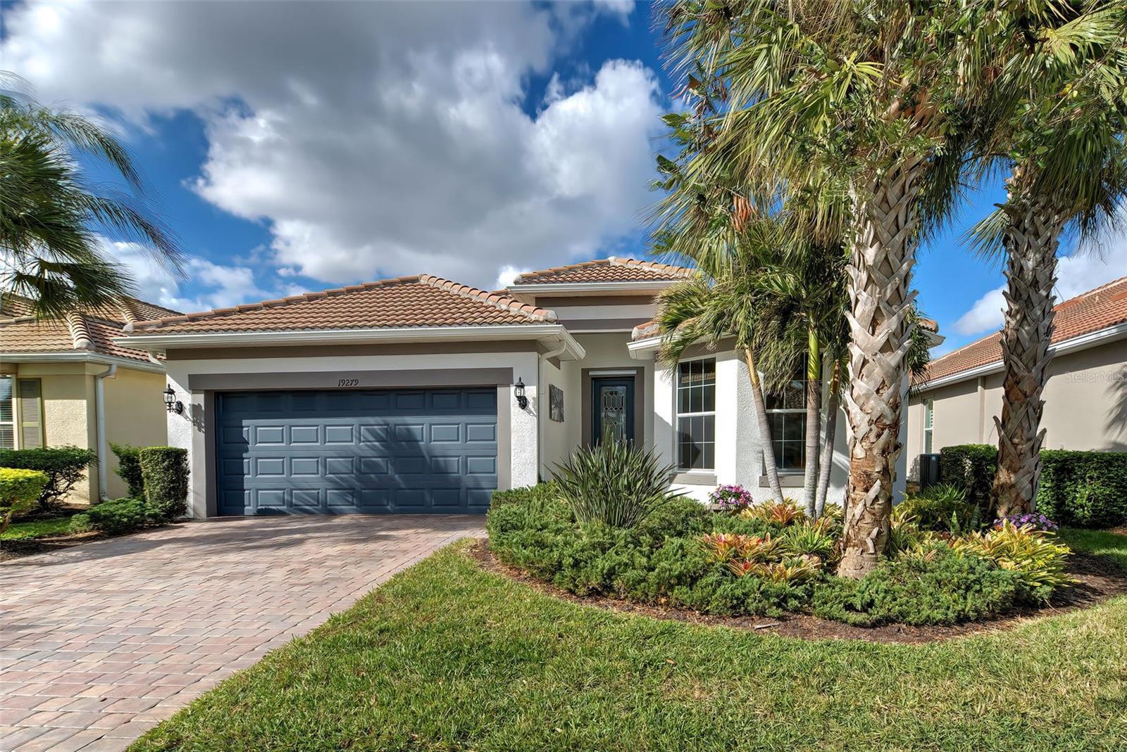 Property Photo: 19279 Jacinda Street FL 34293