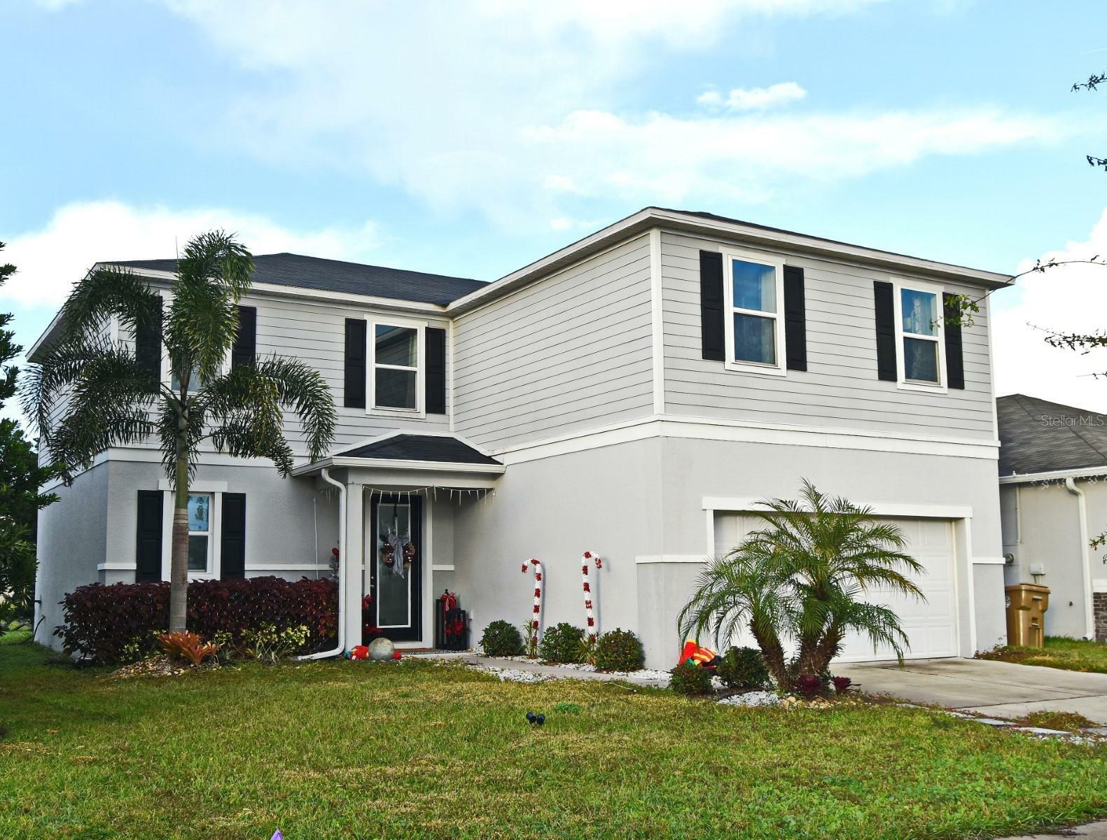 Property Photo:  5427 Hanover Square Drive  FL 34771 