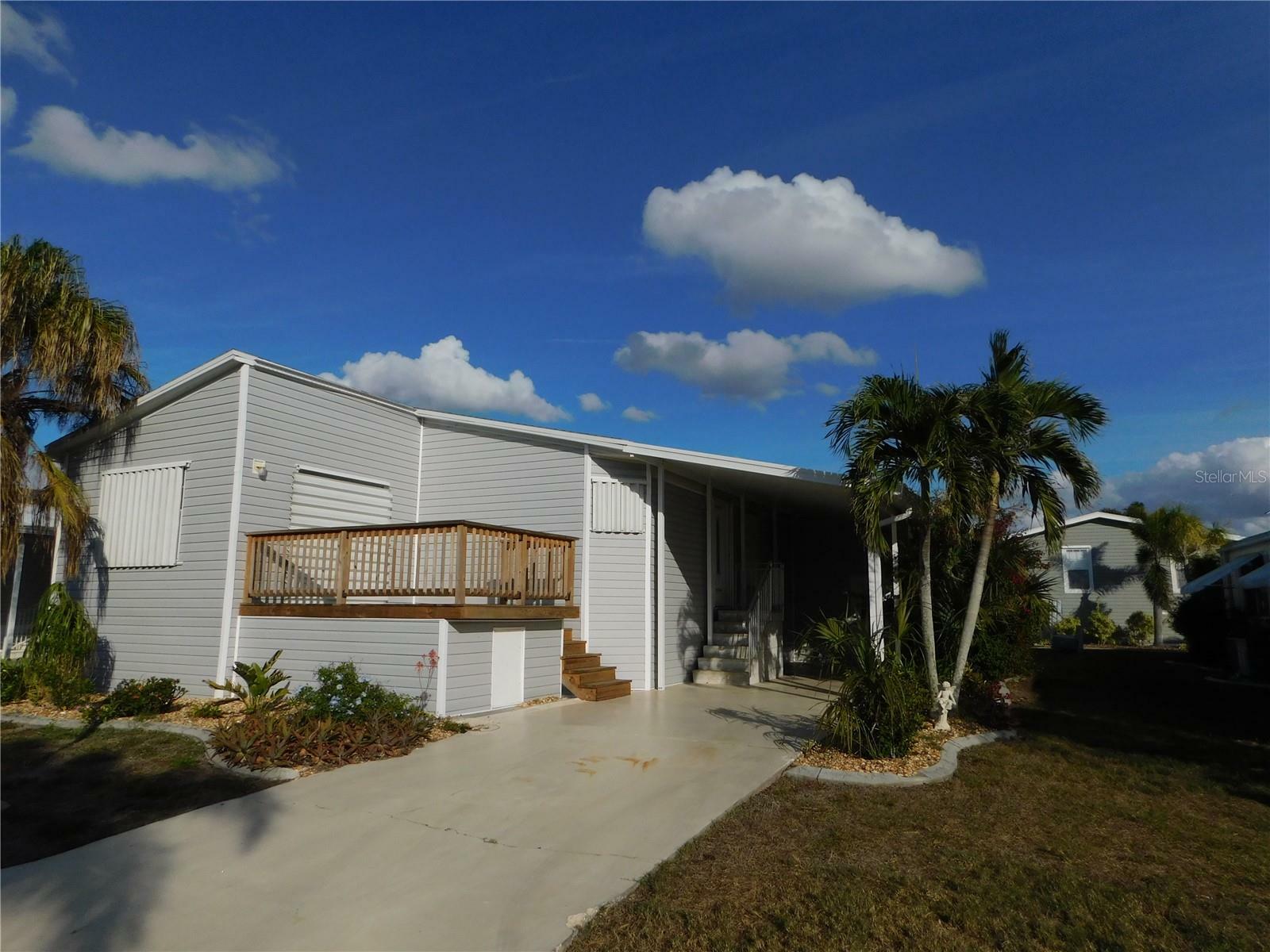 Property Photo:  15 Freeman Avenue  FL 33950 