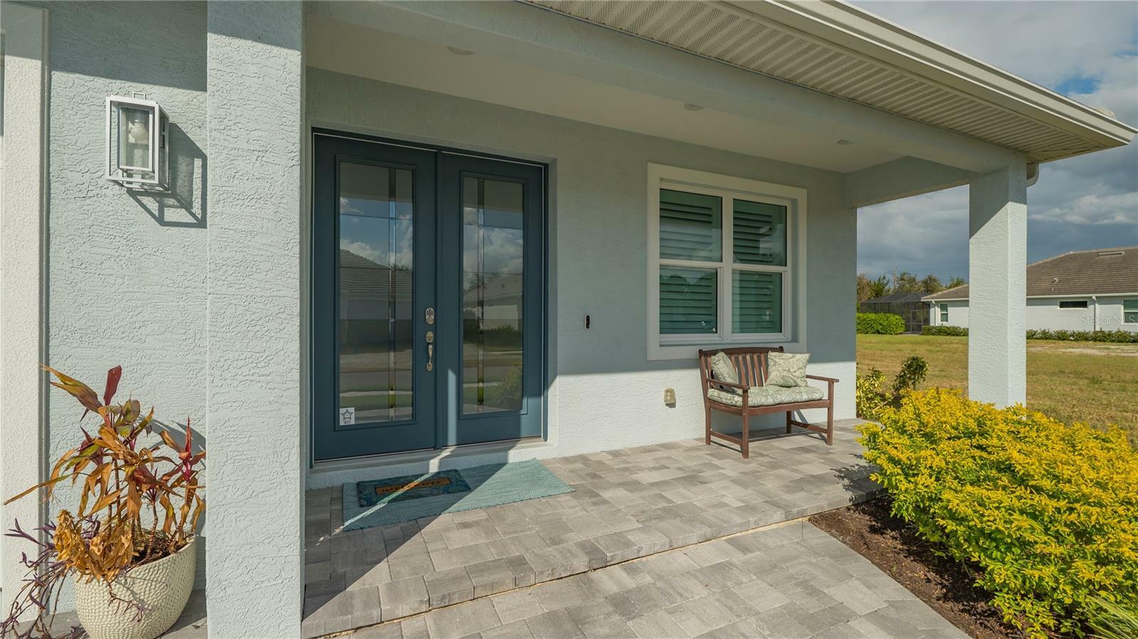 Property Photo: 5252 Willow Lake Court FL 34233