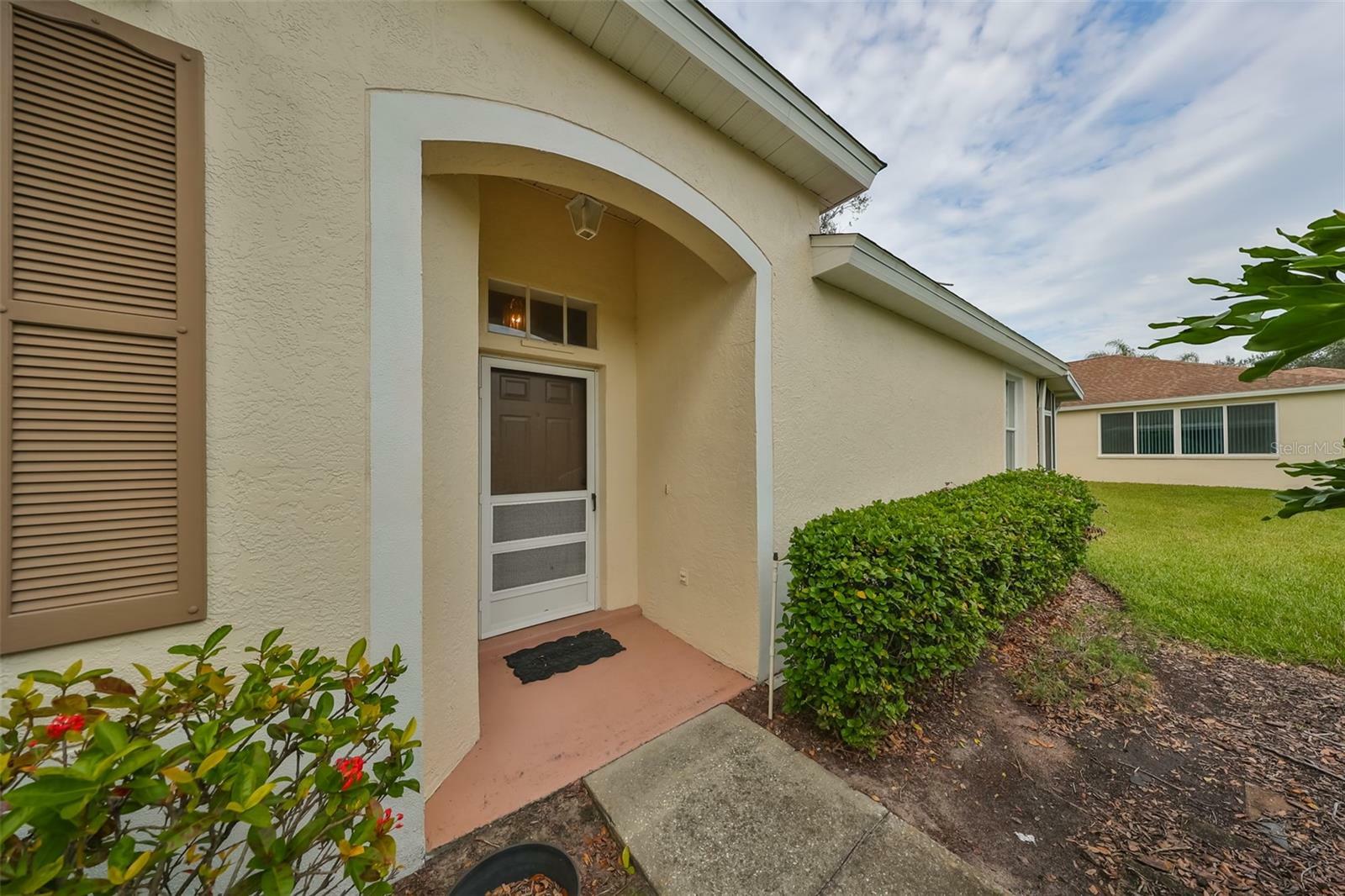 Property Photo:  2620 Newcomb Court  FL 33573 