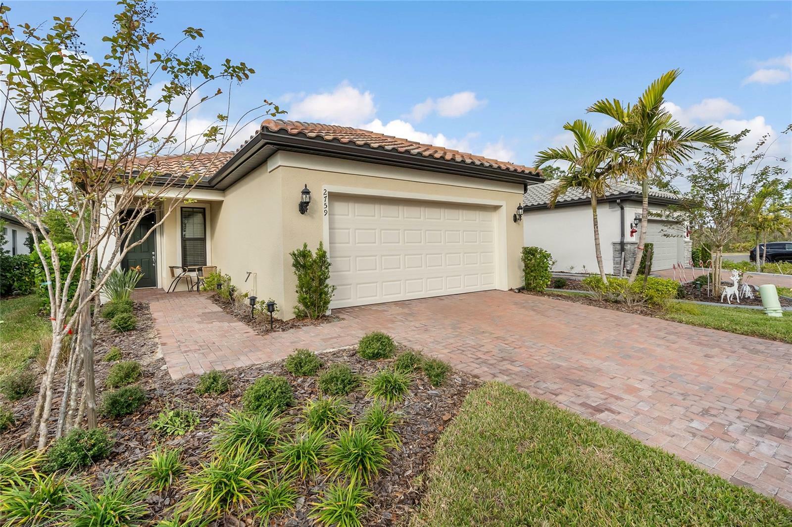 Property Photo:  2759 Lavandula Court  FL 34289 