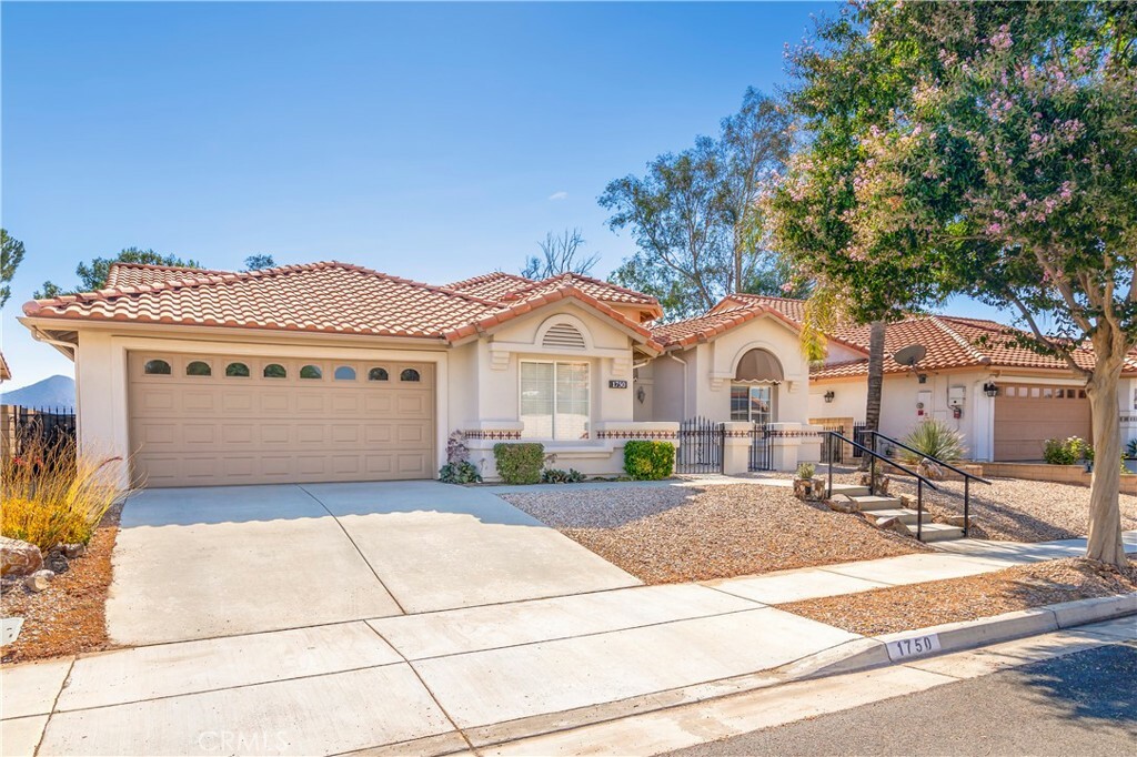 Property Photo:  1750 Almond Tree Street  CA 92545 