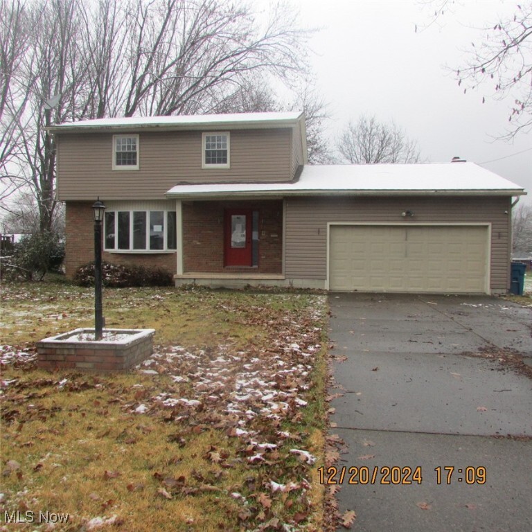 Property Photo: 640 Matawan Drive OH 44405
