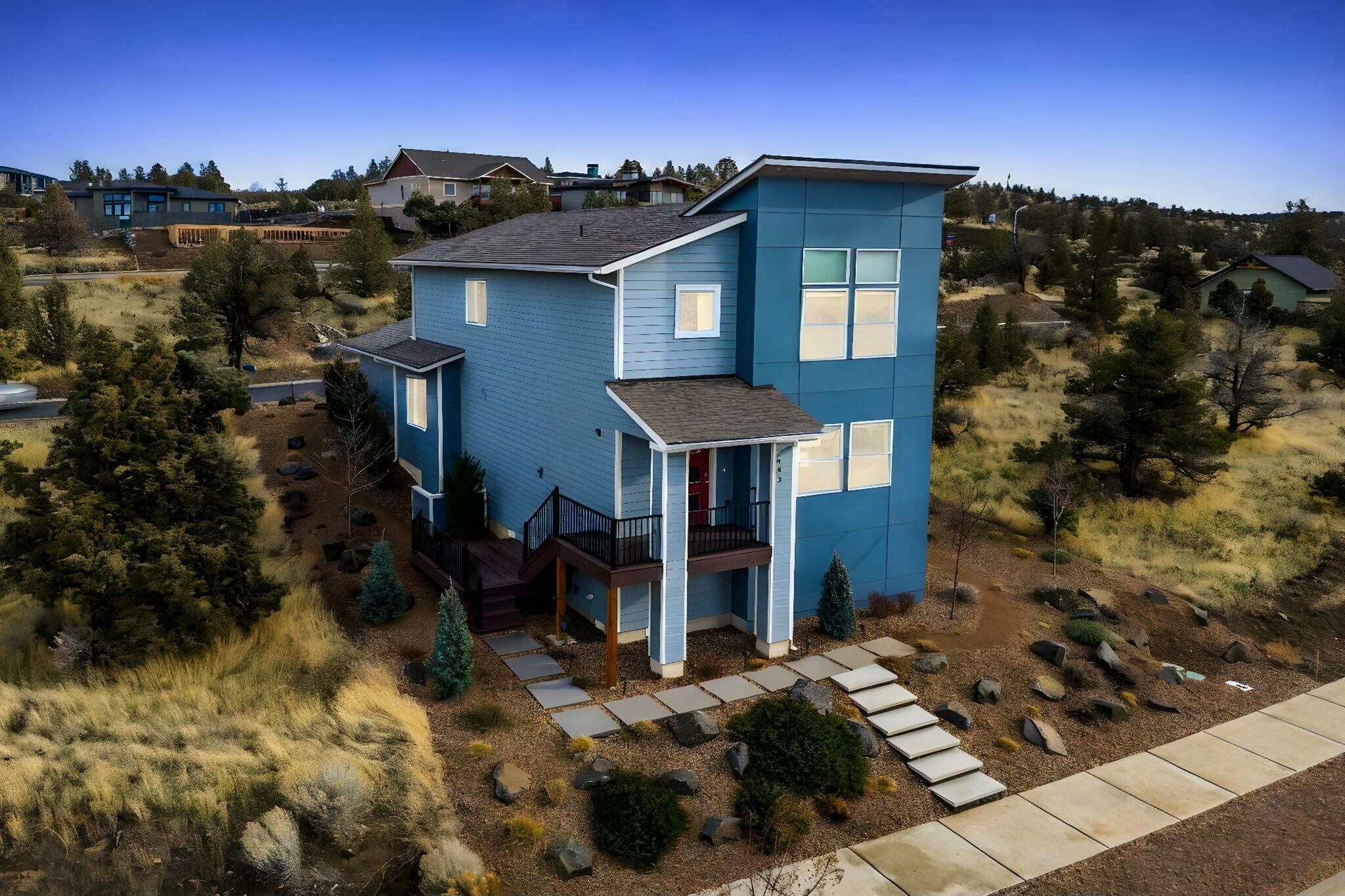 Property Photo: 433 SE Larkspur Drive OR 97741