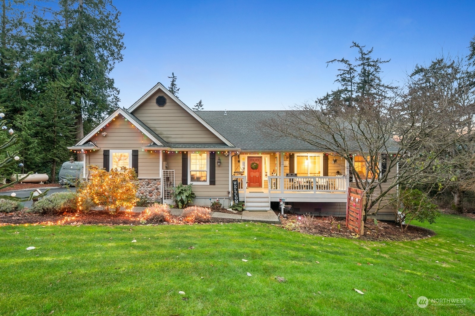 Property Photo: 253 Sukyma Lane WA 98282
