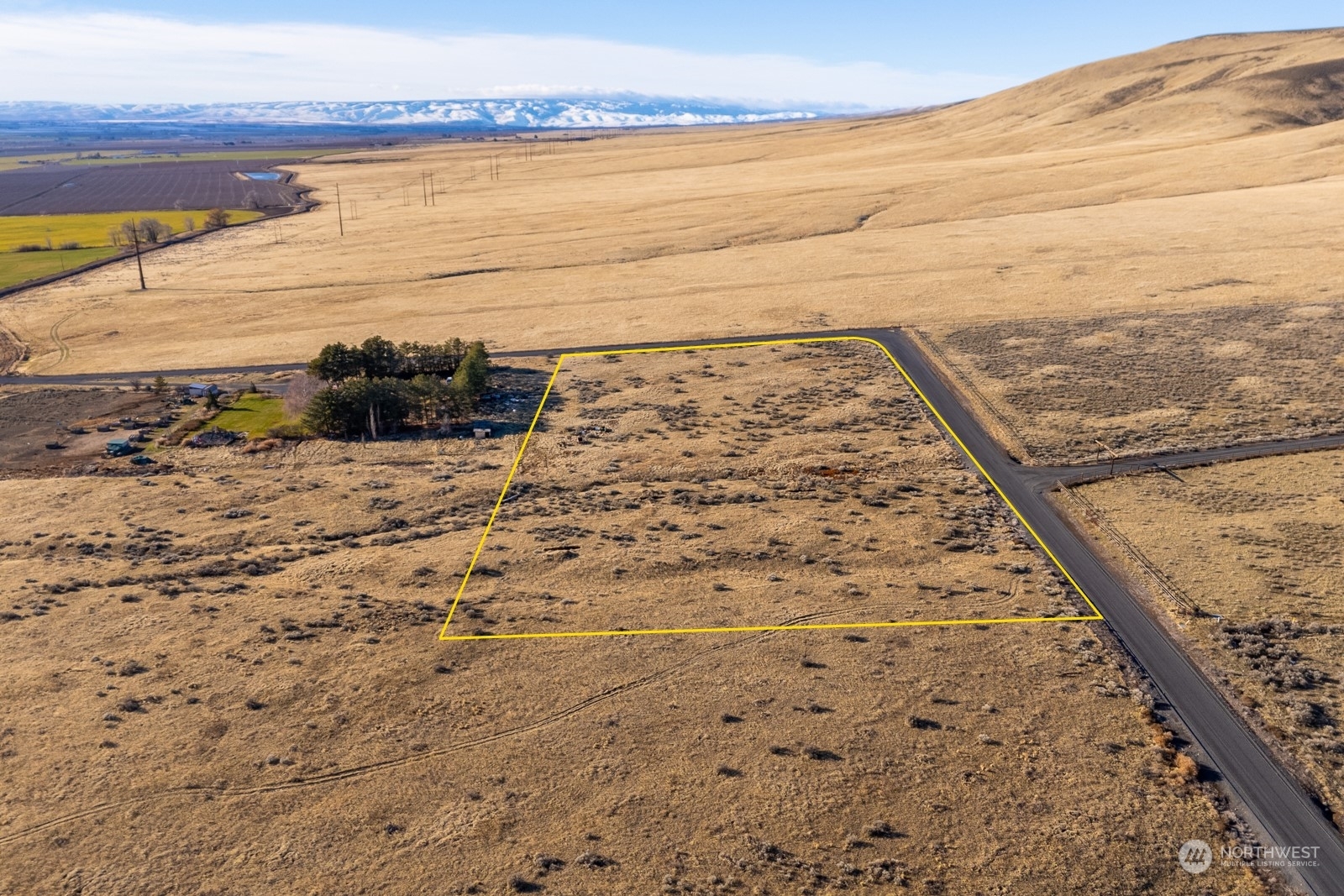 Property Photo:  0 Road  F  NW  WA 98823 