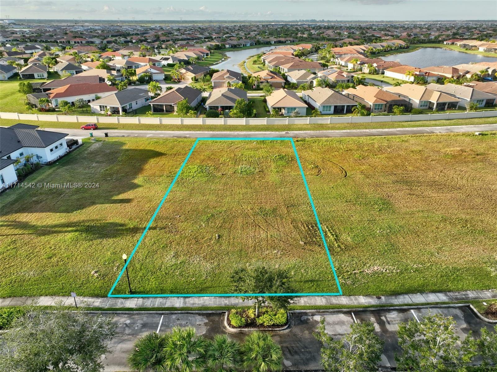 Property Photo:  11954 SW Westcliffe Ln  FL 34987 