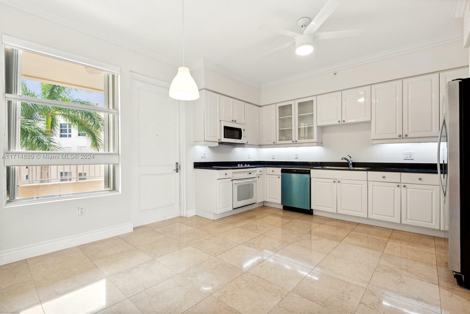 Property Photo: 703 Crandon Blvd 403 FL 33149