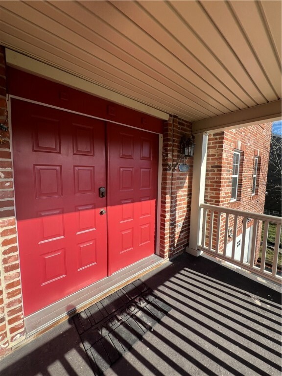 Property Photo:  135 Briwood Dr  PA 15317 