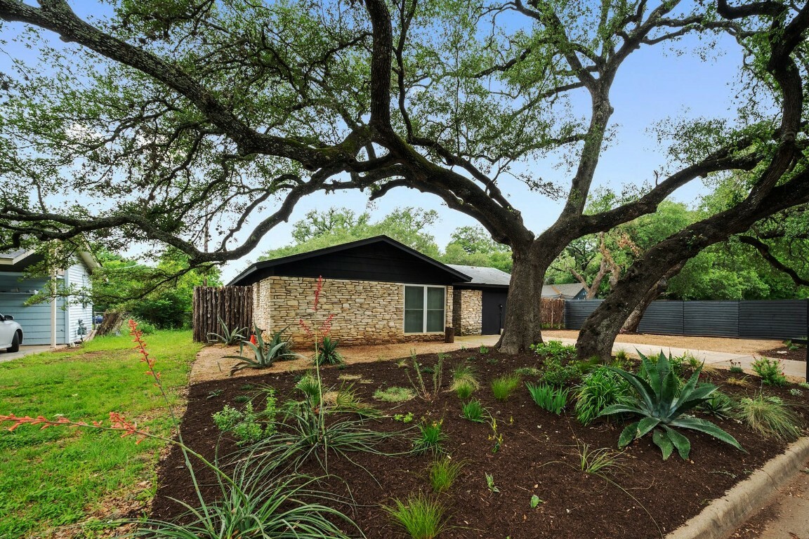 309 Rowland Drive  Austin TX 78745 photo