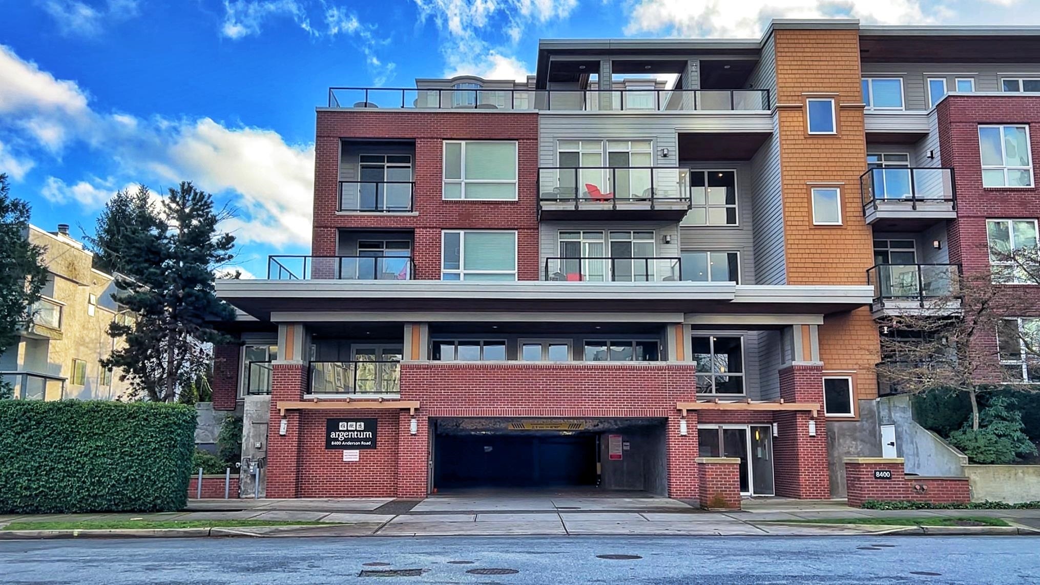 Photo de la propriété: 8400 Anderson Road 101 BC V6Y 1S6