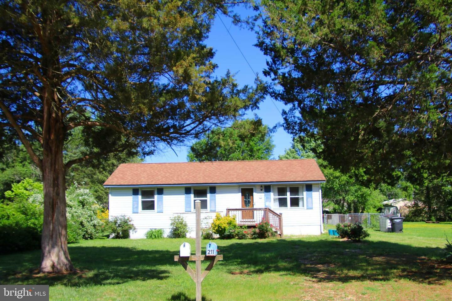 Property Photo: 211 Mimosa Avenue VA 22443