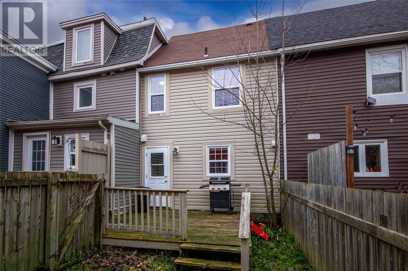 Property Photo:  91 Hamilton Avenue  NL A1E 1H8 