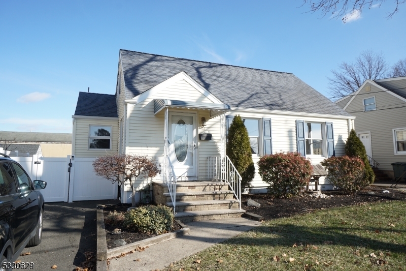 Property Photo: 18 Janie Ln NJ 07066