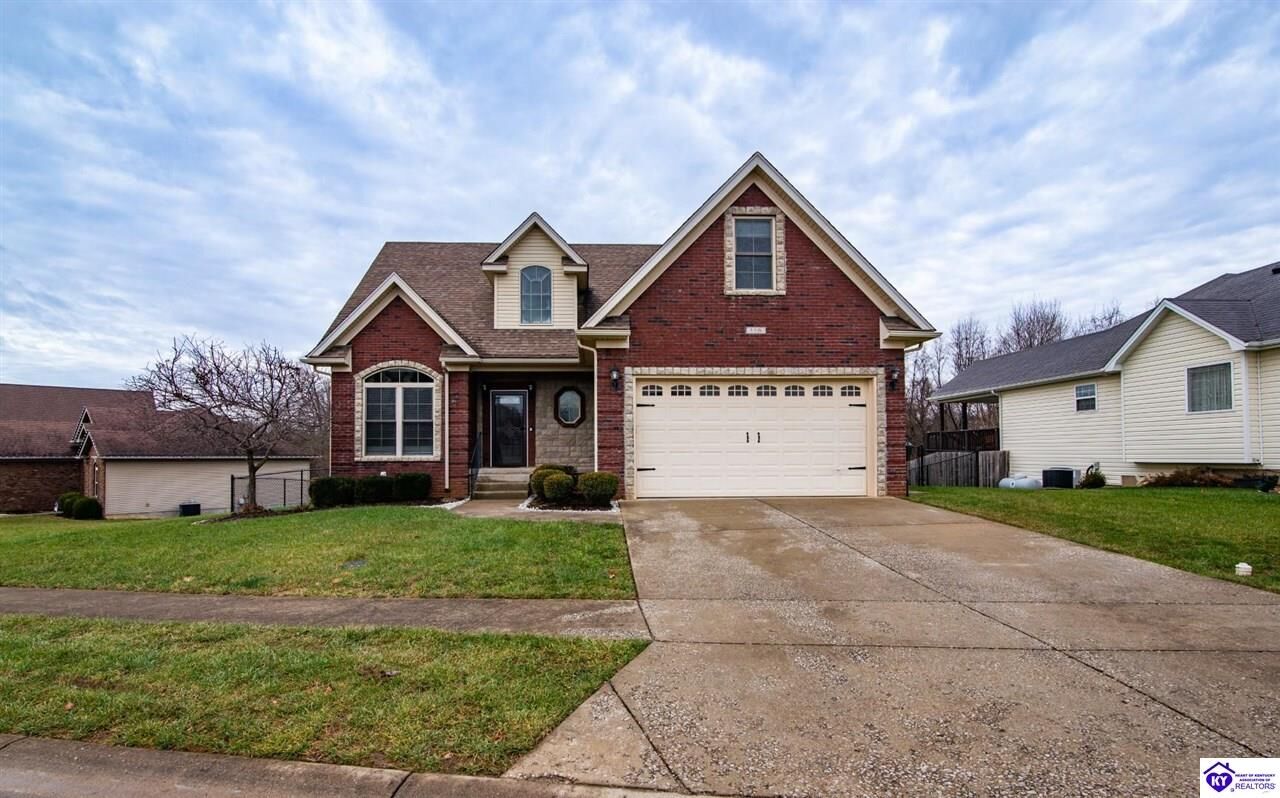 Property Photo: 116 Piedmont Drive East KY 40175