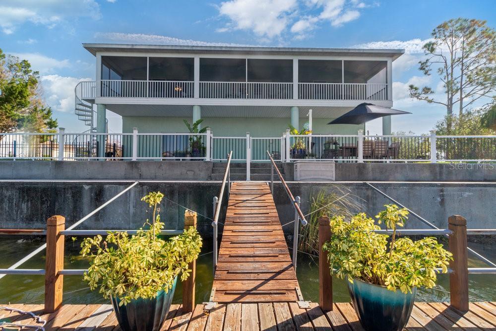 Property Photo:  3207 Hibiscus Drive  FL 34607 