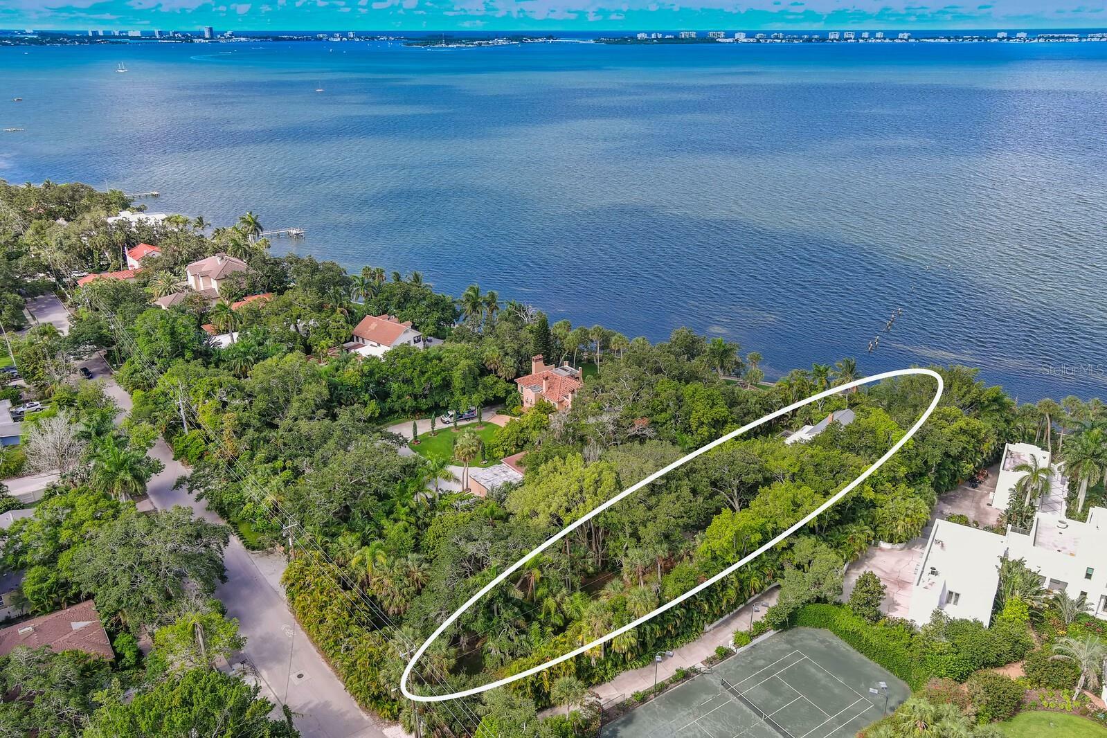 Property Photo: 3301 Bay Shore Road FL 34234