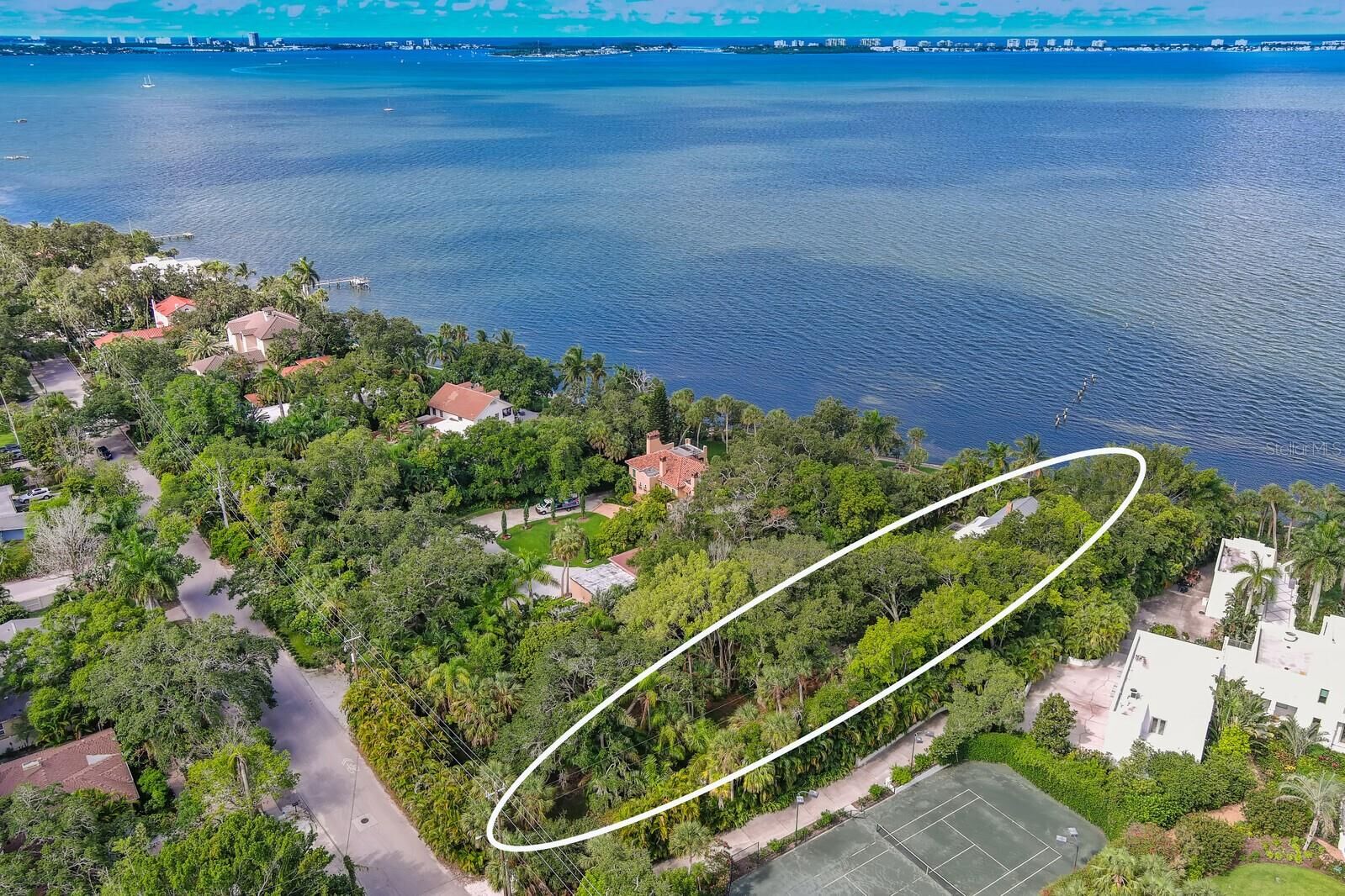 Property Photo: 3301 Bay Shore Road FL 34234