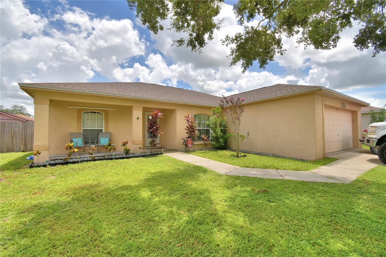 Property Photo: 1490 Meadows Pond Drive FL 33830