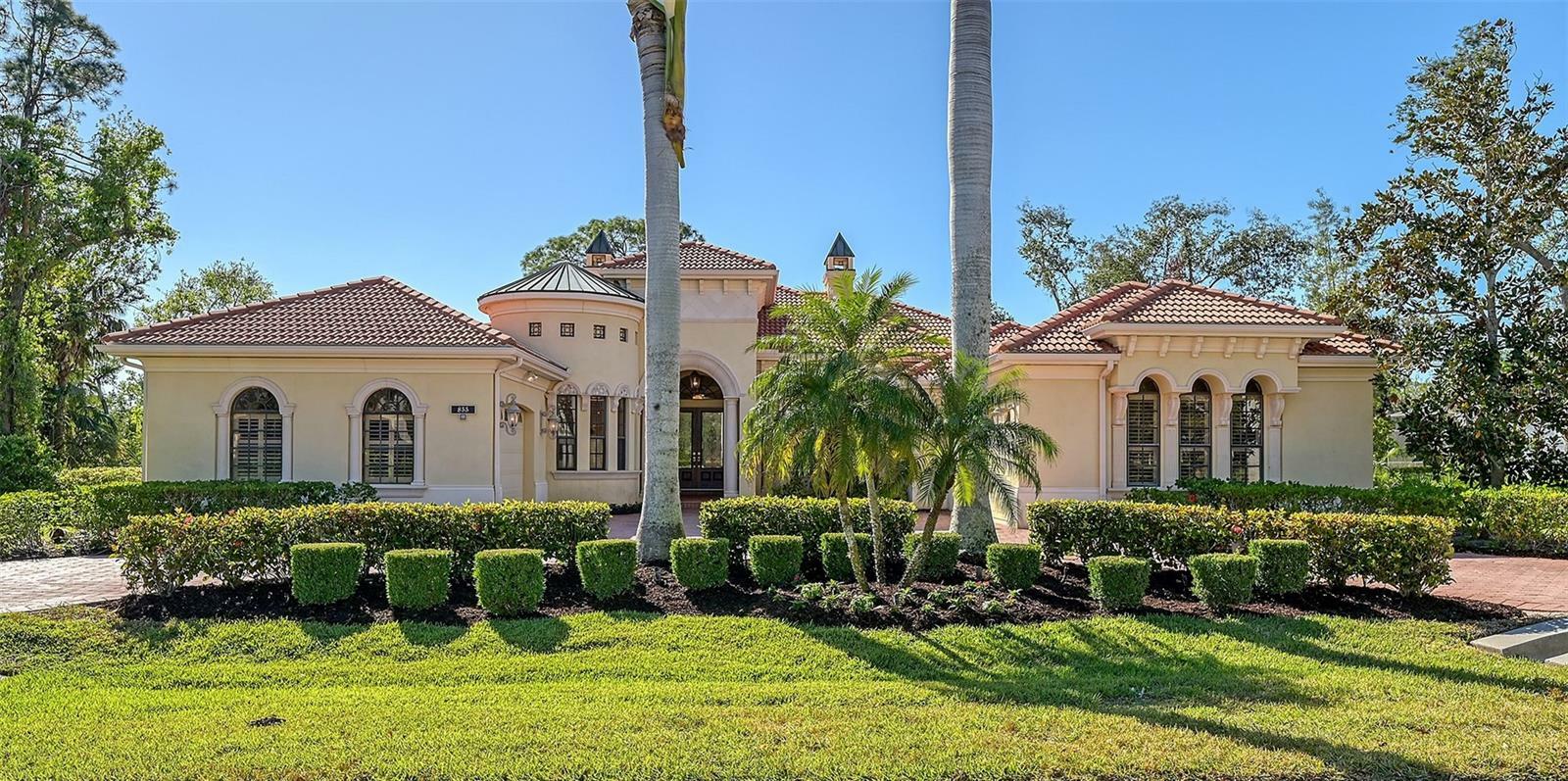 Property Photo:  855 Macewen Drive  FL 34229 