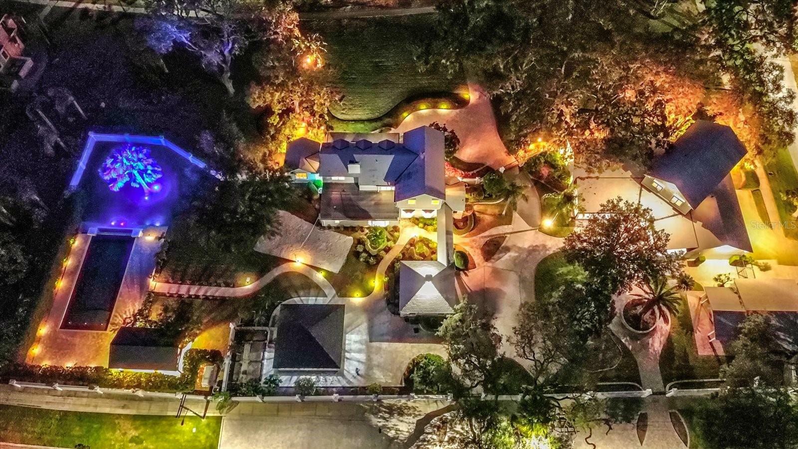 518 Riverside Drive  Tarpon Springs FL 34689 photo