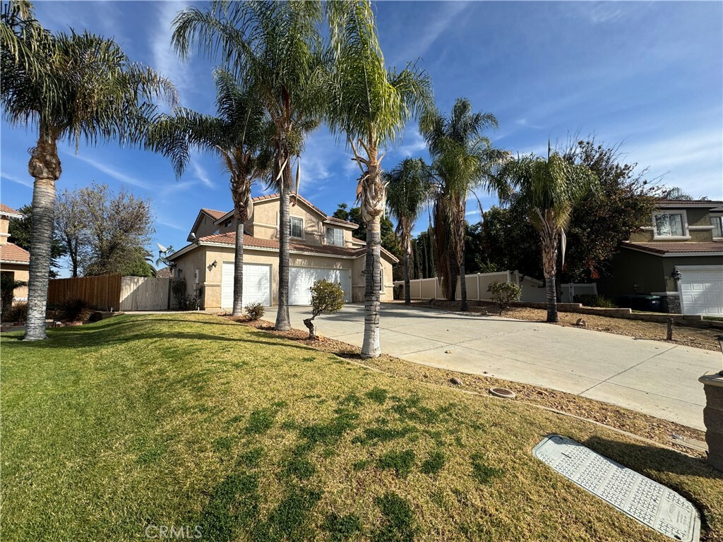 Property Photo:  27542 Ethan Allen Way  CA 92585 