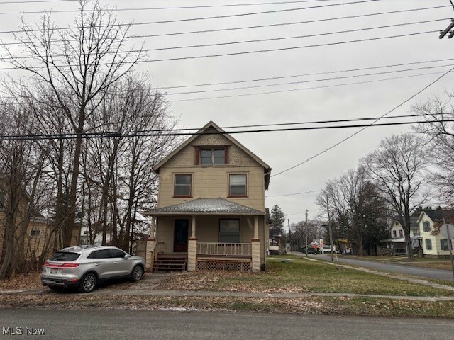 Property Photo: 420 Cedar Street OH 44446
