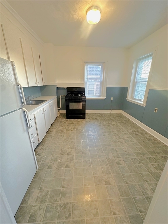 Property Photo:  1076 Washington Street 1  MA 02062 