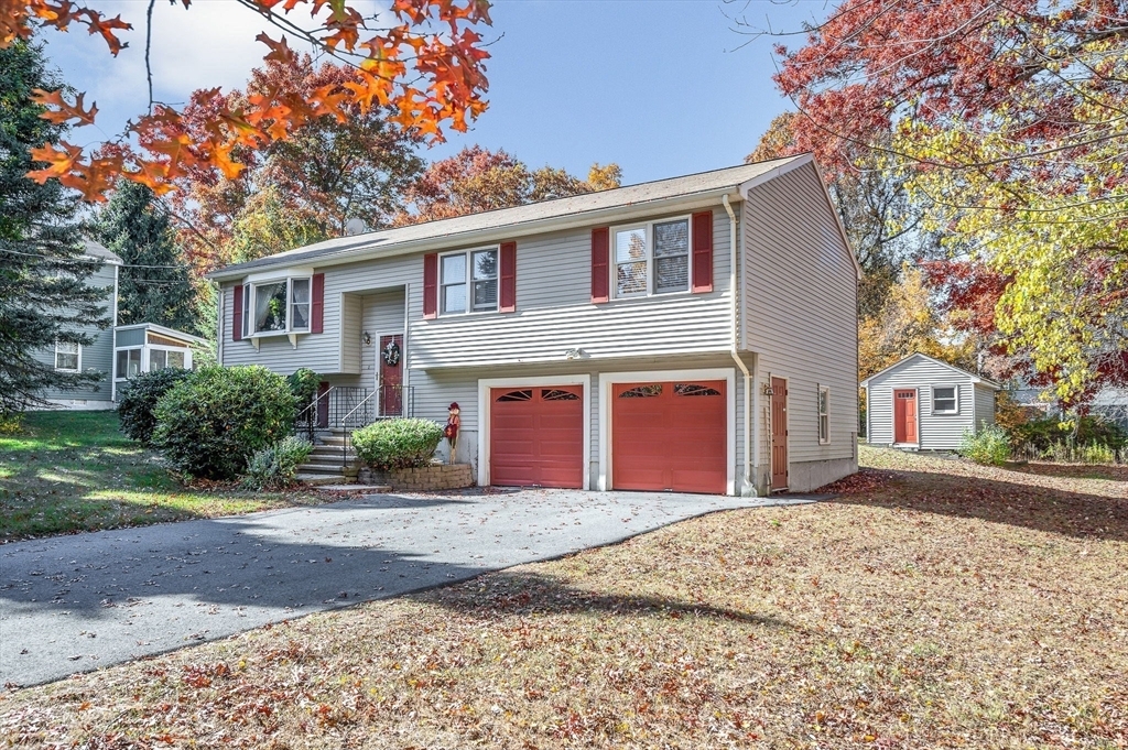 Property Photo:  37 Roosevelt Rd  MA 01887 