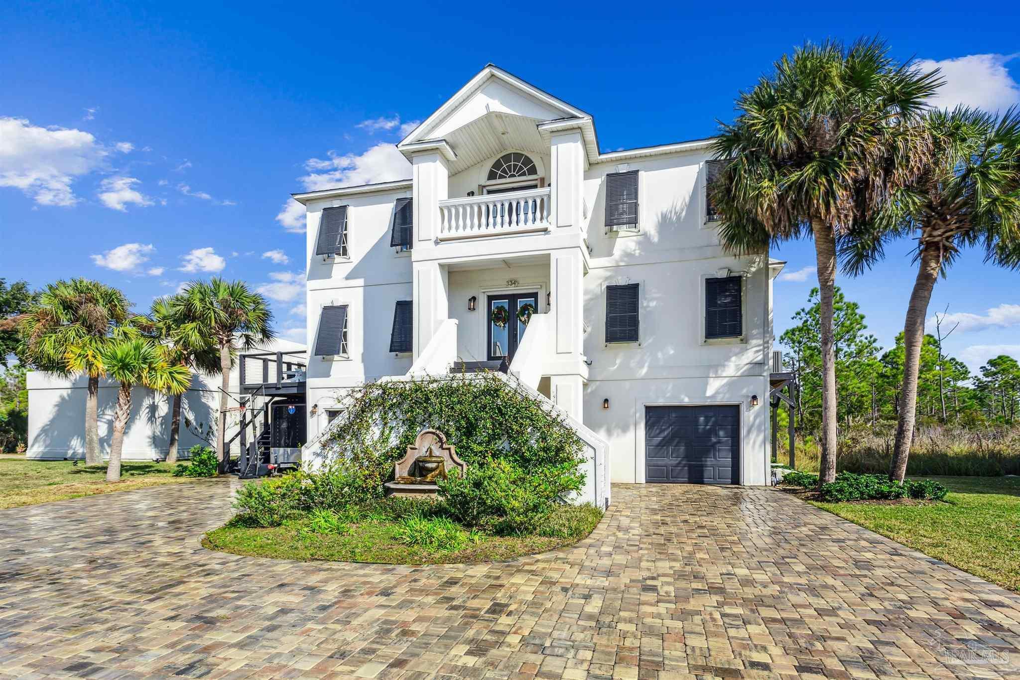 Property Photo: 334 Deer Point Dr FL 32561