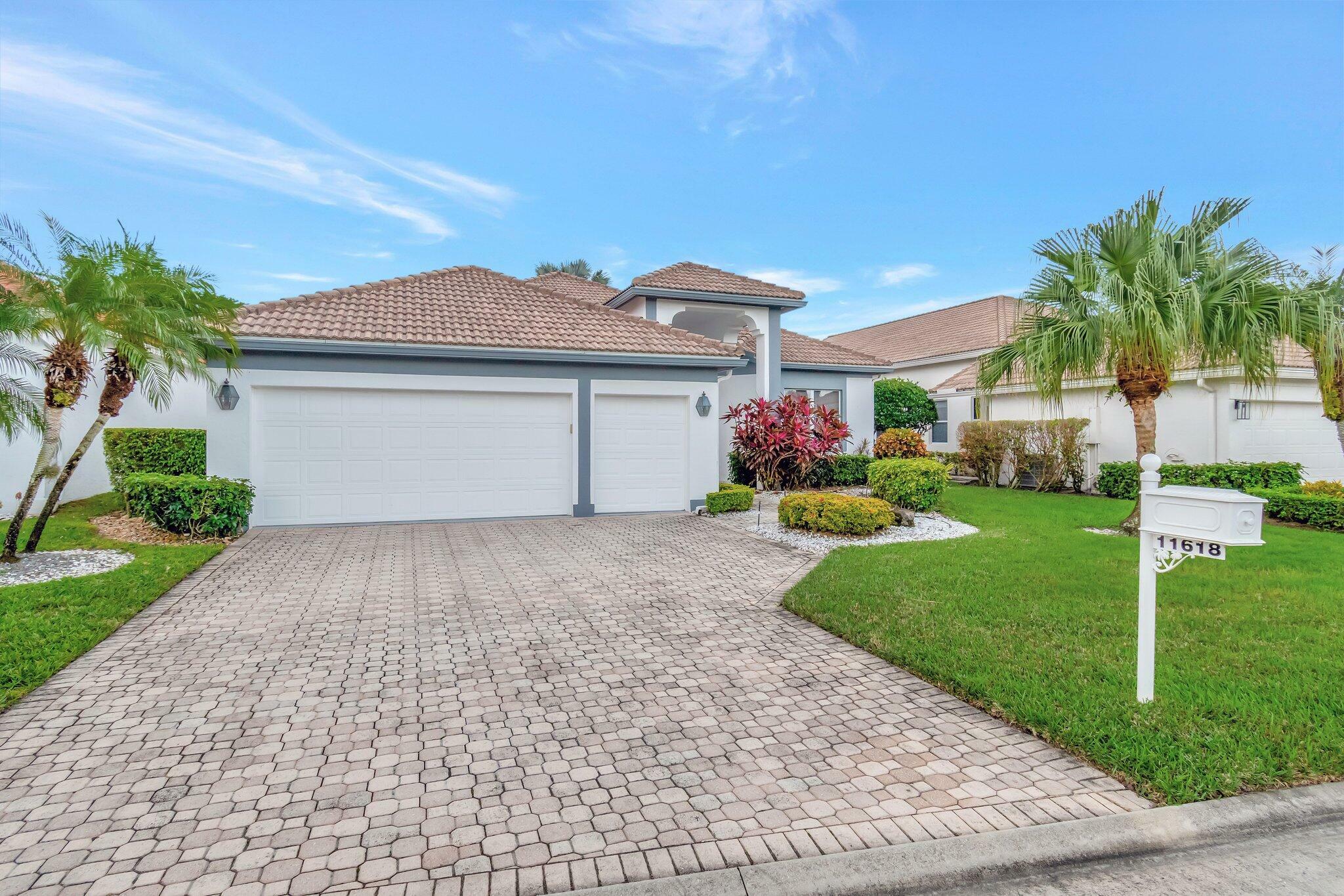 Property Photo:  11618 Losano Drive  FL 33437 