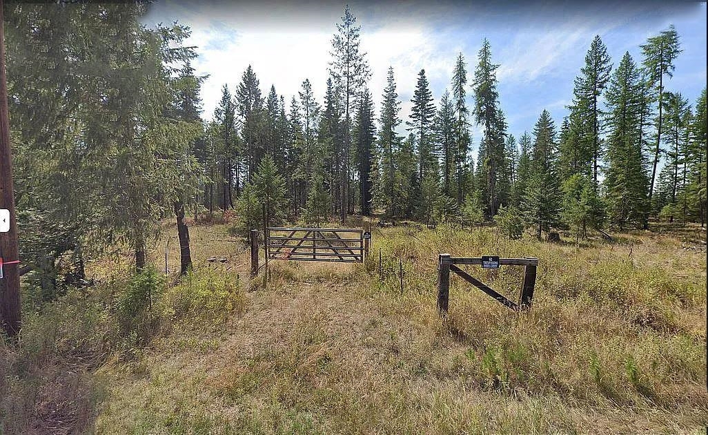 Property Photo:  151xx E Oregon Rd Parcel 49111.9067  WA 99009 