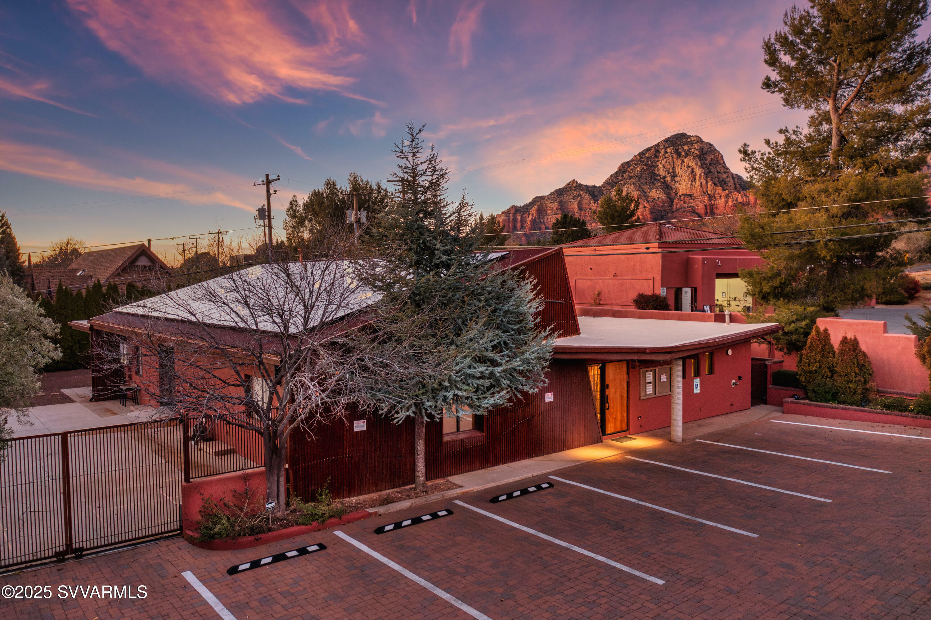 Property Photo: 45 Birch Blvd AZ 86336