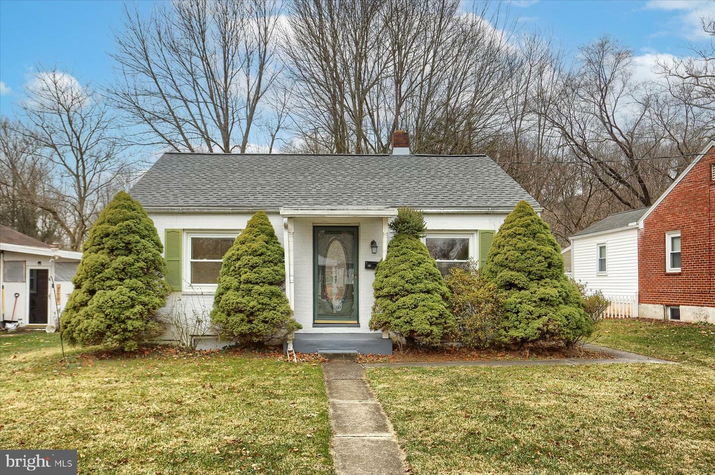 Property Photo:  16 Wayne Avenue  PA 17070 