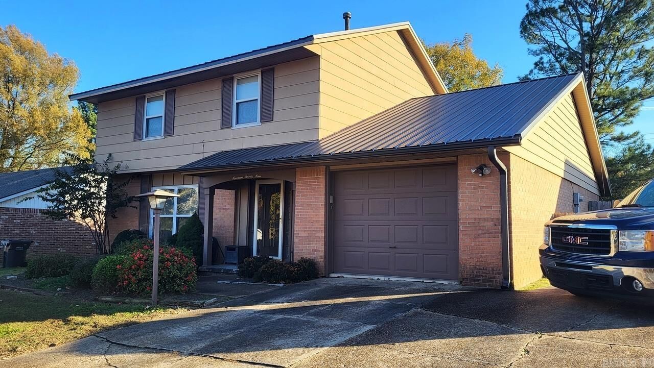 Property Photo:  1929 W Nettleton  AR 72401 