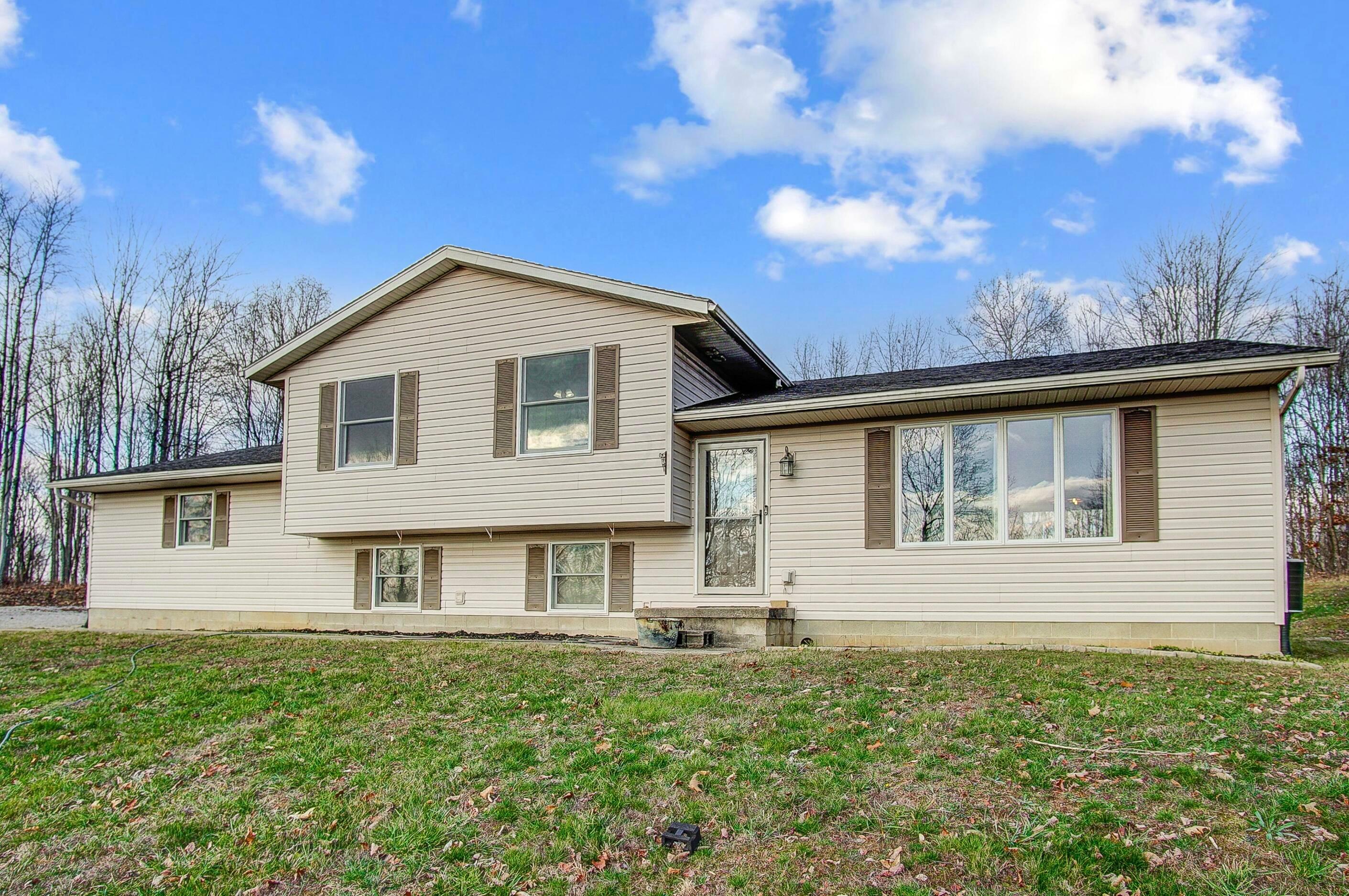 Property Photo:  2235 Dietz Lane  OH 43701 